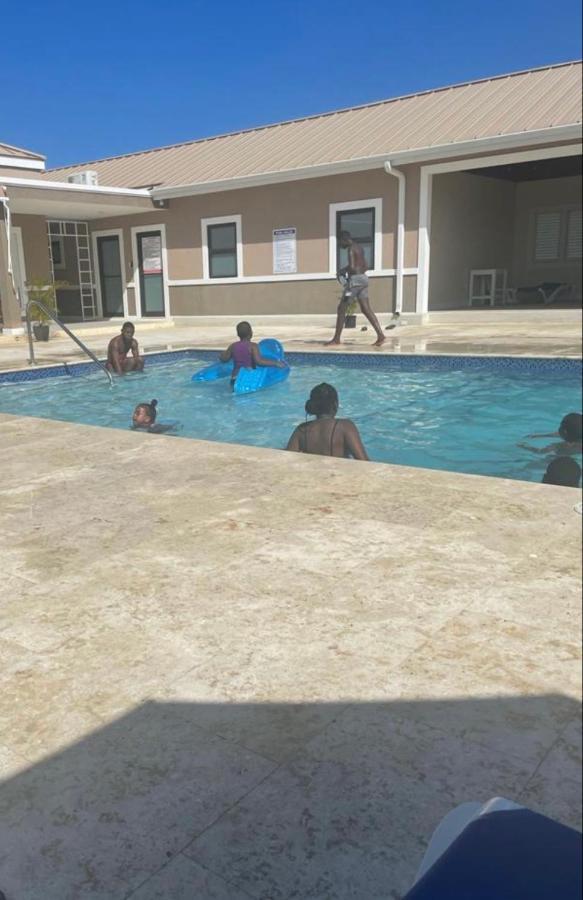 Natty'S Cozy Beach House In Hanover Jamaica 루세아 외부 사진