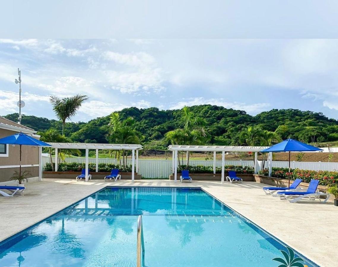 Natty'S Cozy Beach House In Hanover Jamaica 루세아 외부 사진